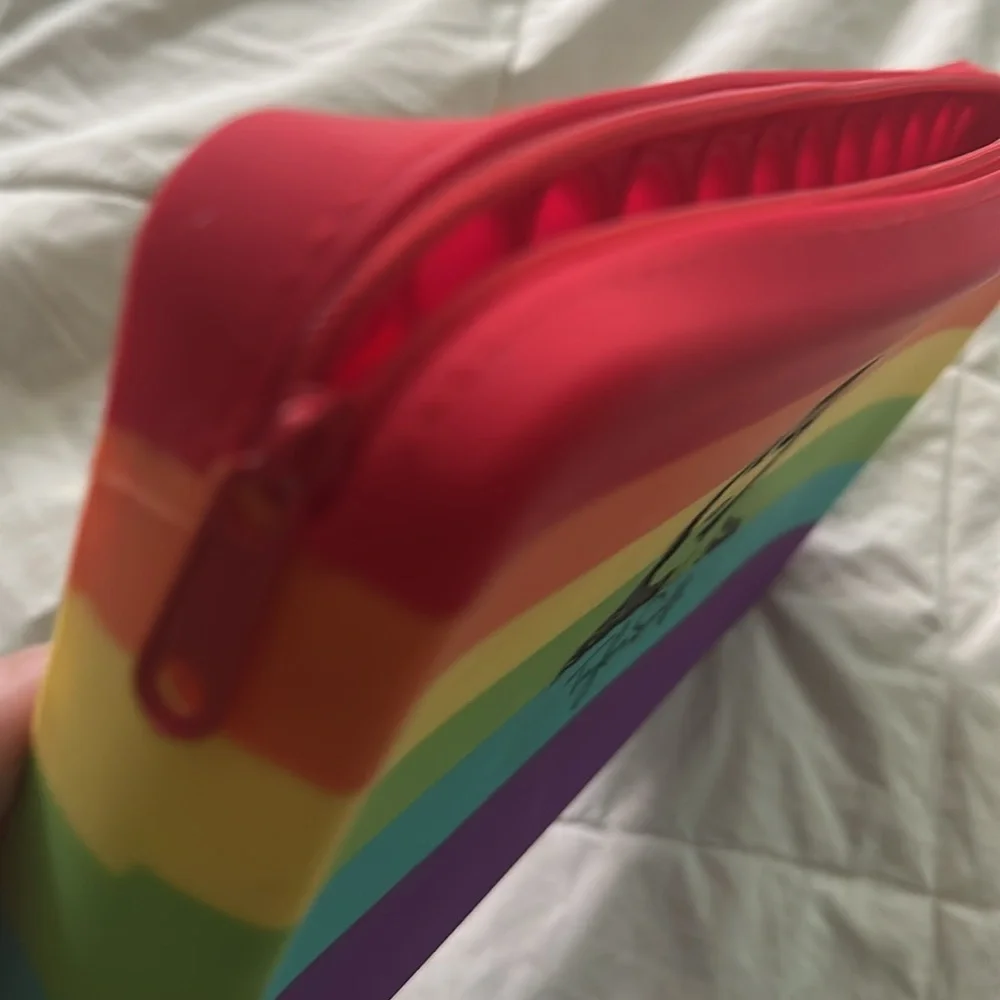 Rainbow Taylor Swift pop-it pencil case